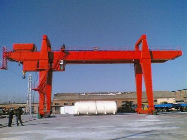 漳浦县吊车租赁公司_吊车出租安全作业基本4大要点